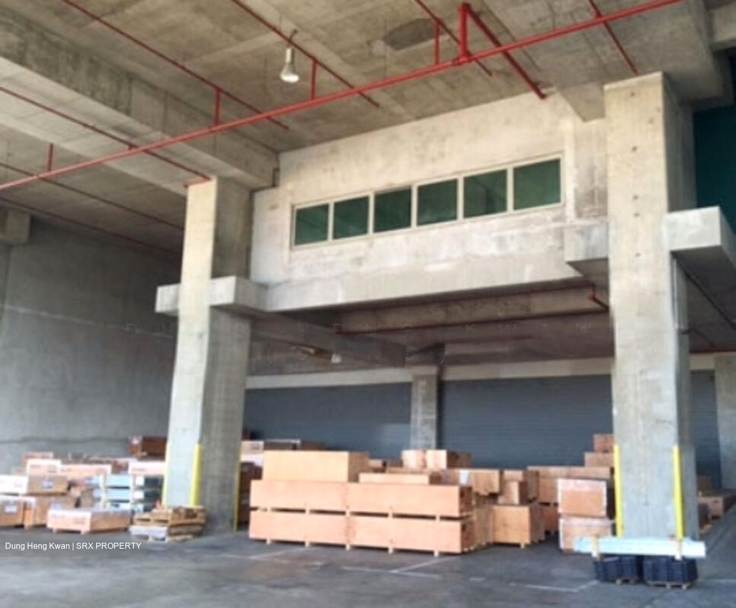 Tang Logistics Centre (D16), Warehouse #498360561